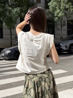 Camiseta Beige Esencial - Imagen 3