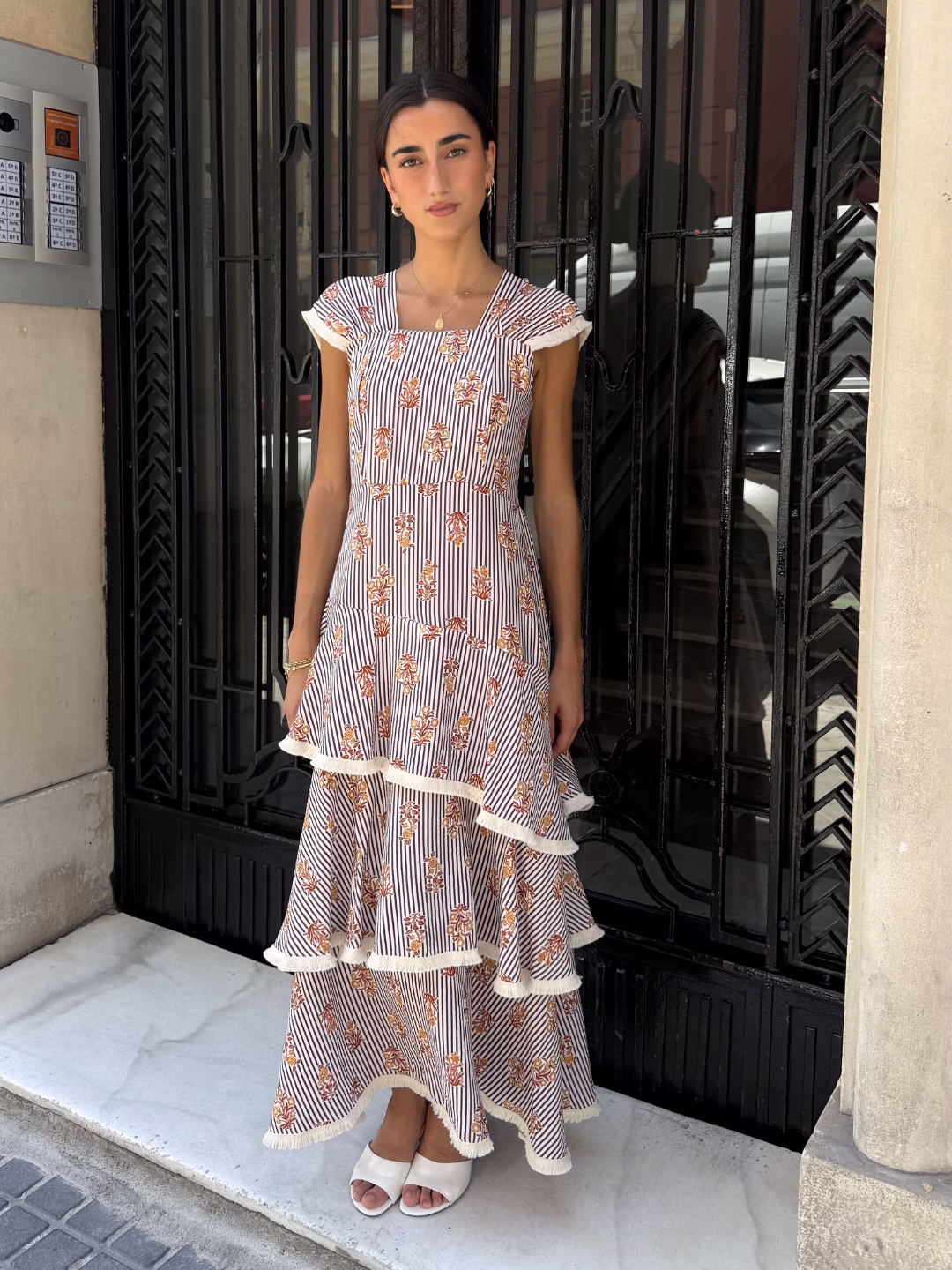 Vestido Retro Volantes Camel