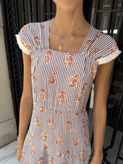 Vestido Retro Volantes Camel - Imagen 2