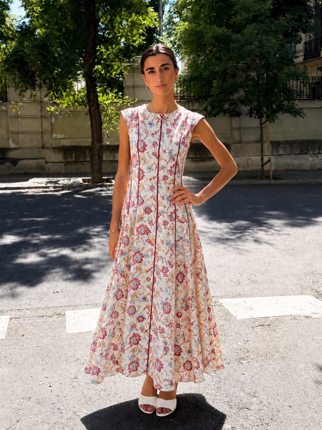 Vestido Midi Floral Lirio Beige