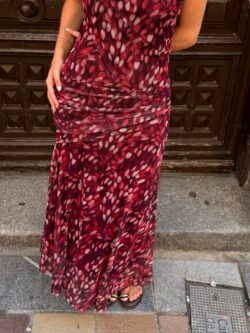 Vestido Pétalo Tul Vino - Imagen 3