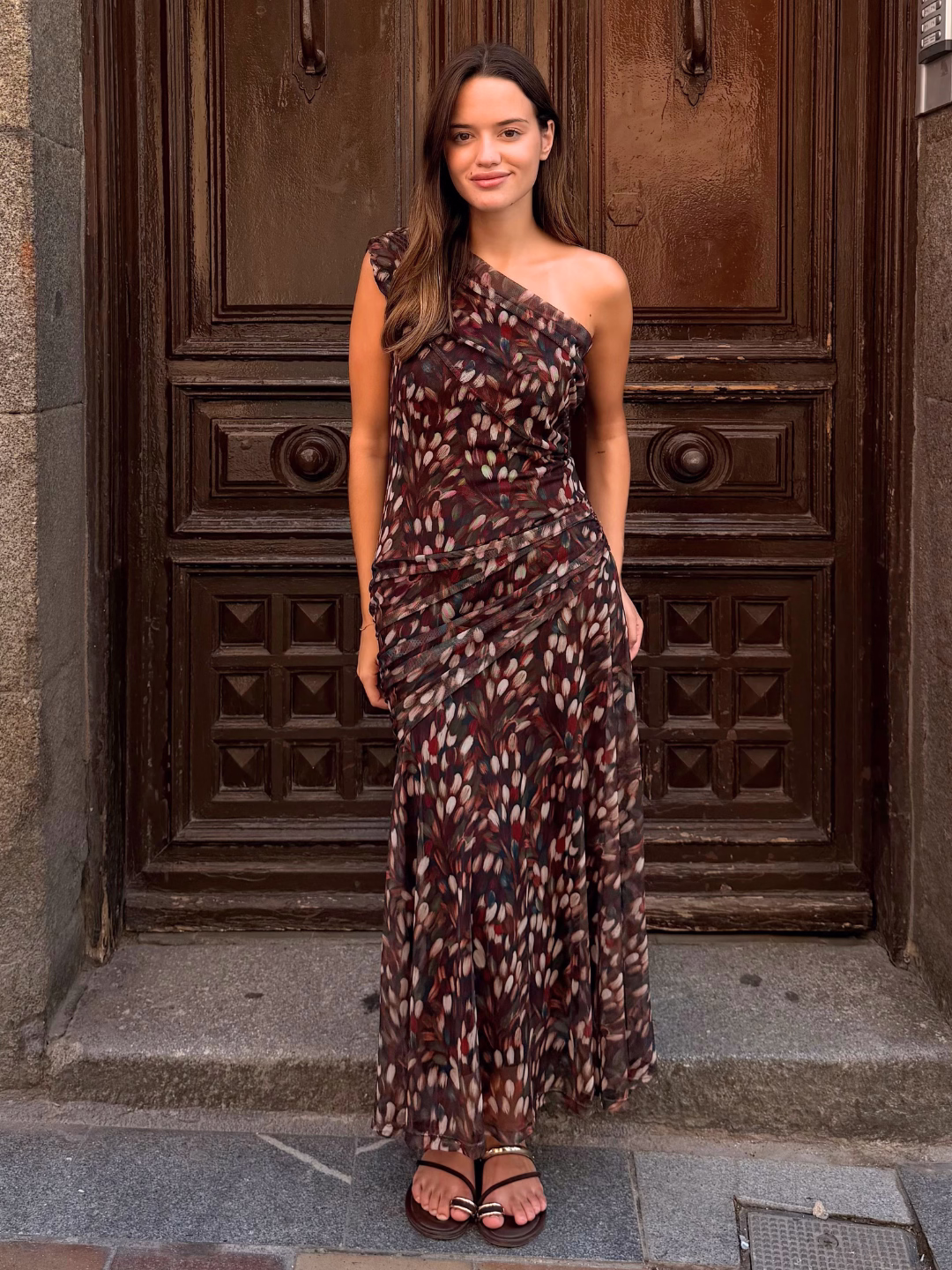 Vestido Pétalo Tul Marrón Chocolate