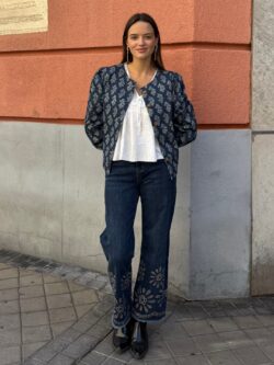 Jeans Flora Bordados Azul Noche - Imagen 5